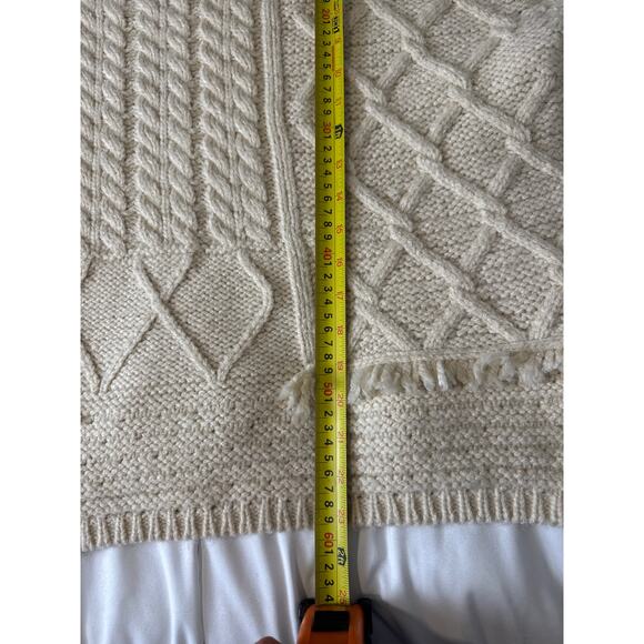 Zara Women’s Cream Cable Knit Sweater Size M Chunky Textured Pullover - Picture 3 of 8